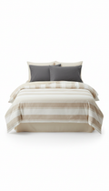 Cotton duvet cover with envelope closure